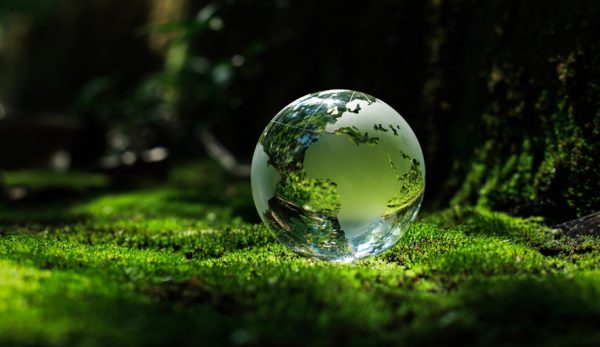 Capa Foto RC Universeguros abril2026